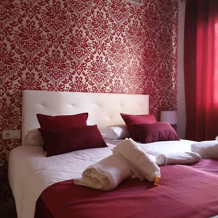 Apartamentos Dona Lola Sewilla Zewnętrze zdjęcie