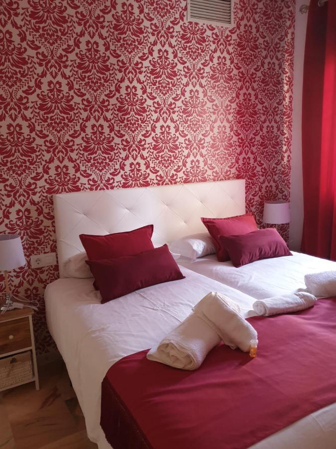 Apartamentos Dona Lola Sewilla Pokój zdjęcie