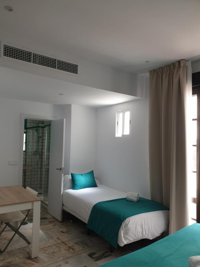 Apartamentos Dona Lola Sewilla Zewnętrze zdjęcie
