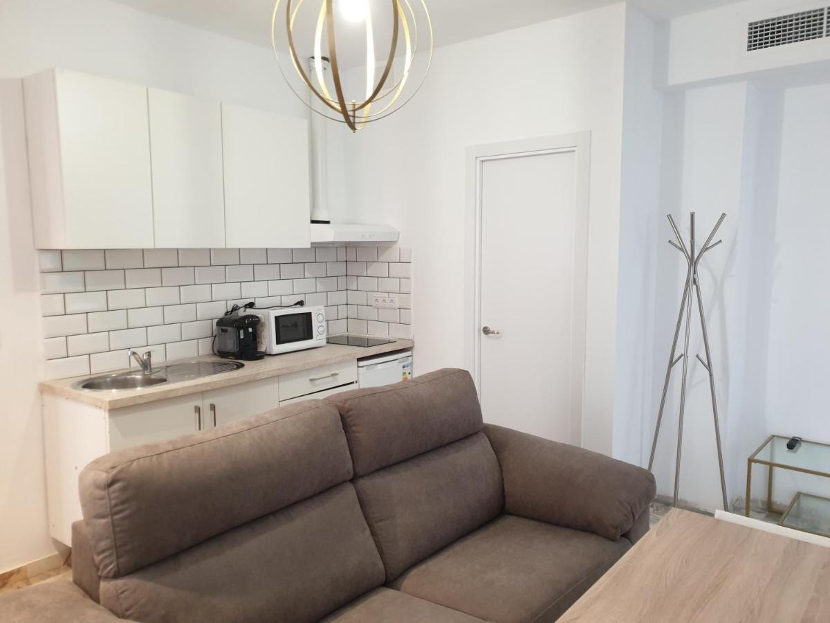 Apartamentos Dona Lola Sewilla Zewnętrze zdjęcie