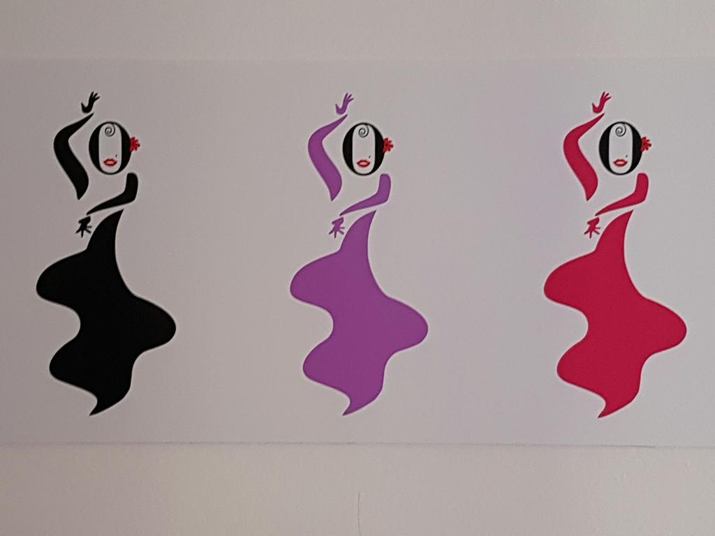 Apartamentos Dona Lola Sewilla Zewnętrze zdjęcie